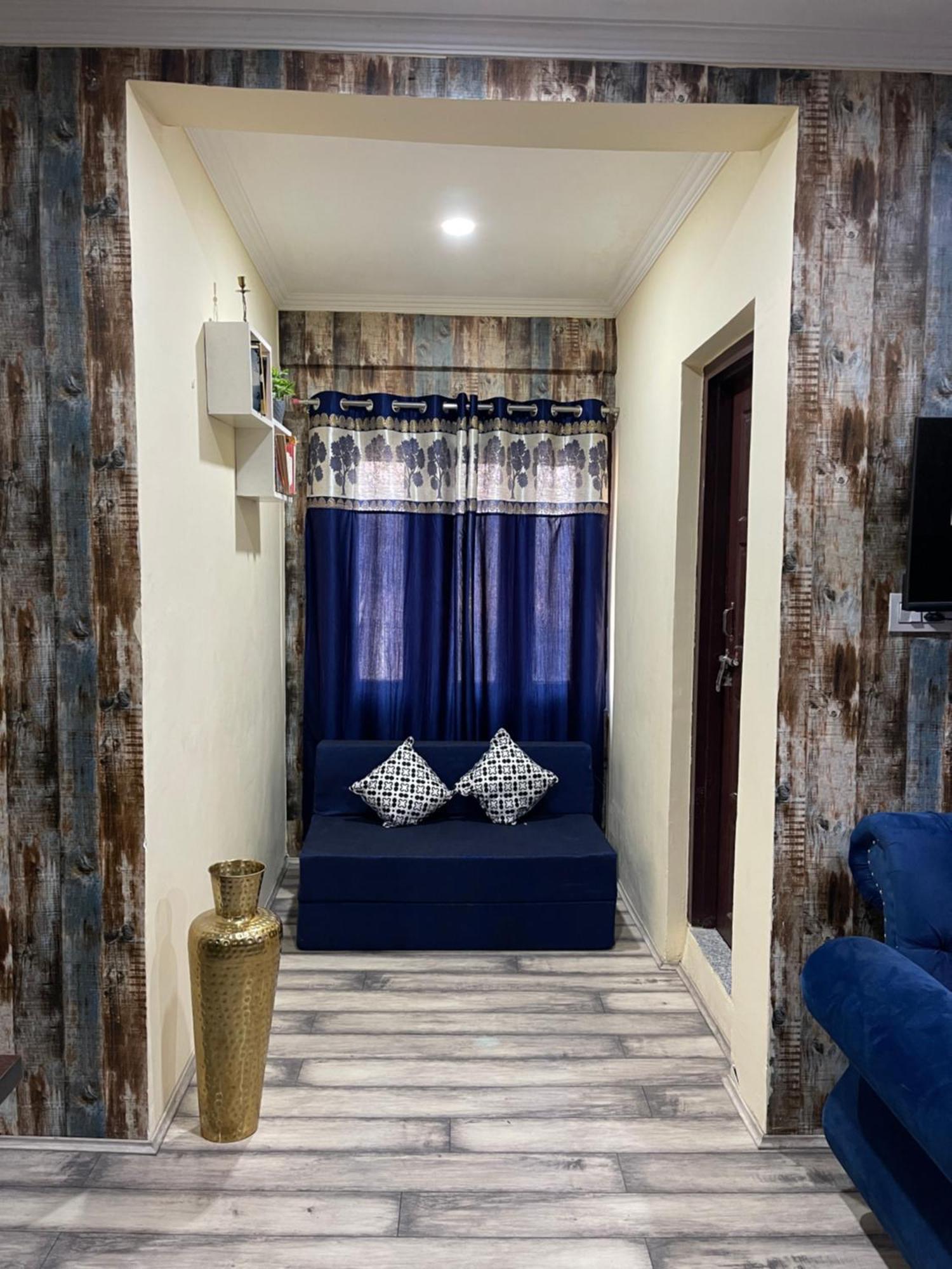 The Khayabaan - Luxurious Home Stay Away From Home Srinagar  Exterior photo